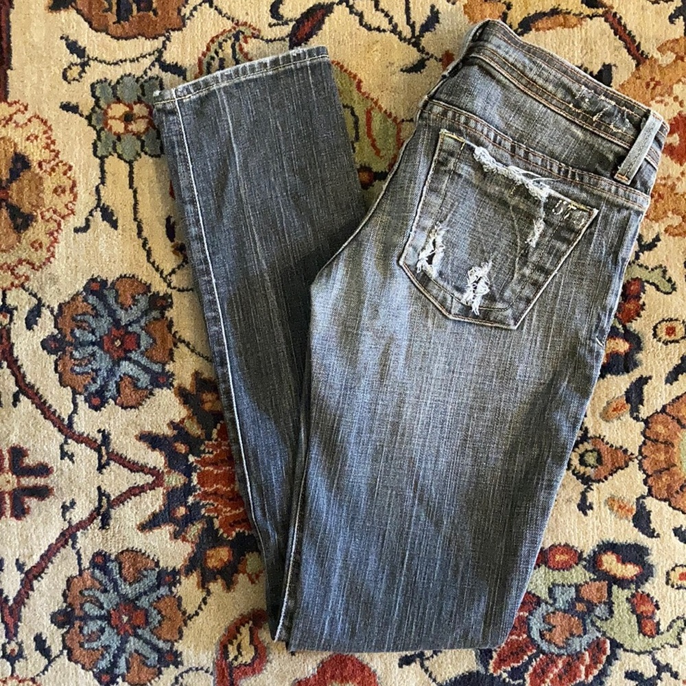 575 Grey Wash Distressed Skinny Jeans